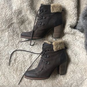 UGG Women’s Brown Heel Boots Size 7 1/2